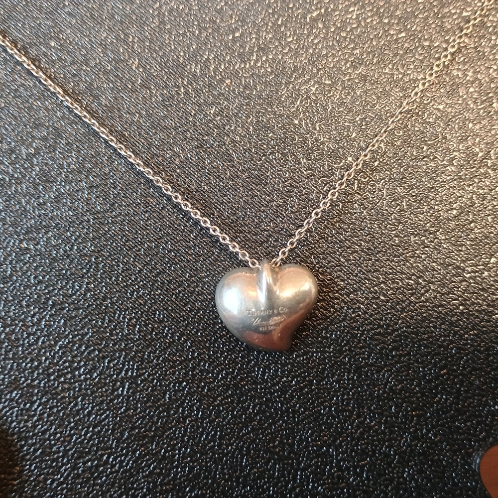 Tiffany & Co. Elsa Peretti full heart pendant necklace With Pouch - Picture 2 of 4
